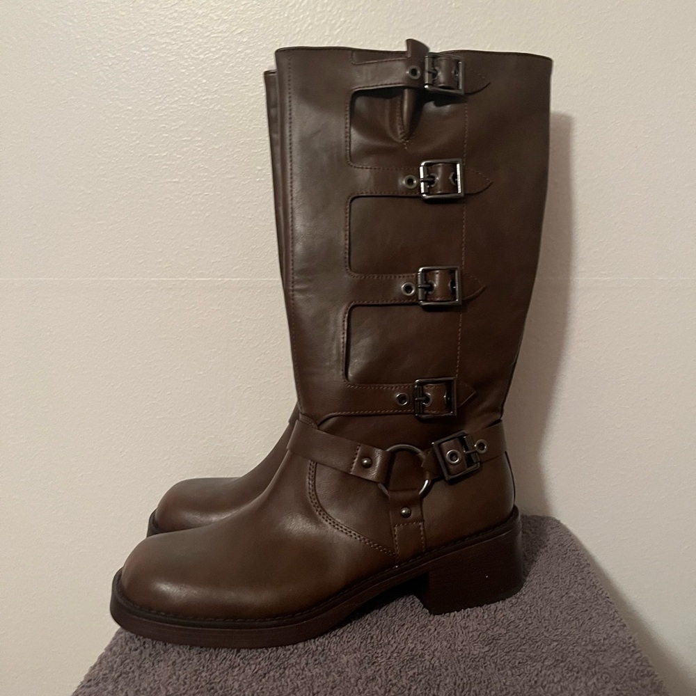 NWT Wild Fable “Rebel” Boots Dark Brown Size 9